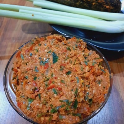 วิธีทำ ทอดมันหมูสูตรพริกแกงตำเอง by maynitra x Philips AirFryer วิธีทำ ทอดมันหมูสูตรพริกแกงตำเอง by maynitra x Philips AirFryer