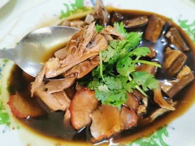 เป็ดพะโล้