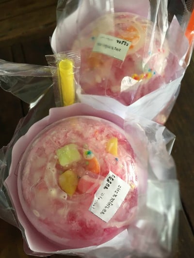 น้ำแข็งใส แดงเฮบูบอย
