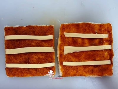 วิธีทำ [Philips Airfryer] ขนมปังหมูหยองชีสน้ำพริกเผา