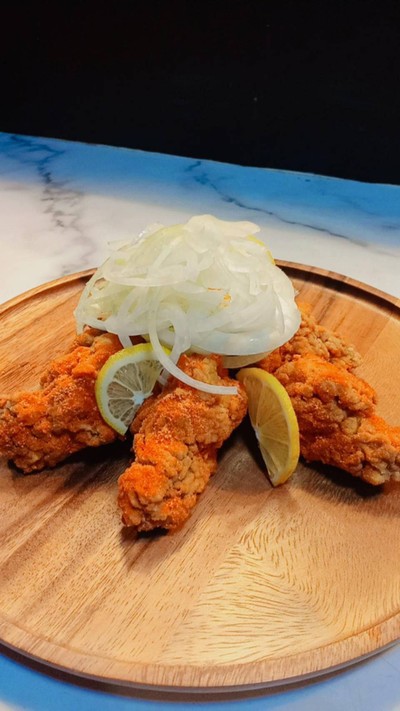 ไก่ทอดซอสหอมใหญ่