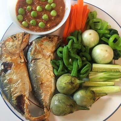 วิธีทำ ปลาทูย่าง By หม้อทอด Philips Airfryer (HD9270) น้ำพริกกะปิ