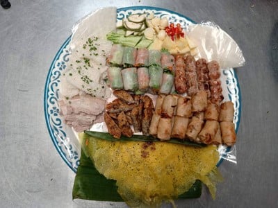 อาหาร หรือ เครื่องดื่ม