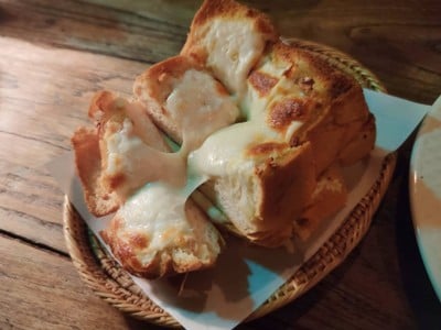 garlic extra cheese bread