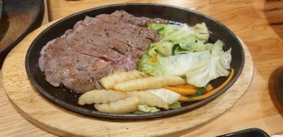 สเต๊กเนื้อ