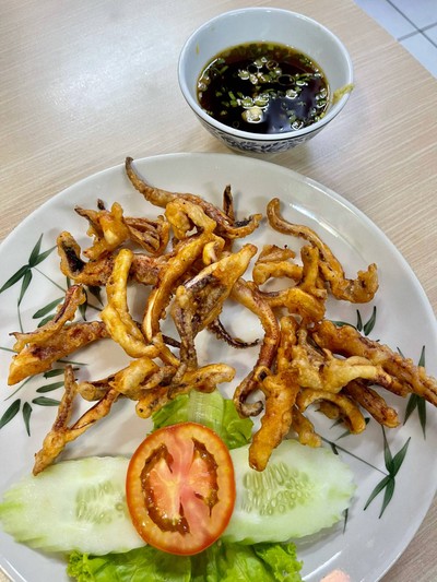 หนวดปลาหมึกทอด