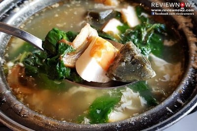 ซุปผักโขมไข่เหยี่ยวม้า