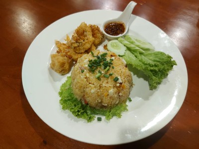 อาหาร หรือ เครื่องดื่ม