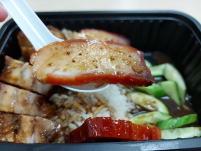 ข้าวหมูแดงหมูกรอบ