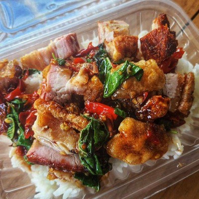 อาหาร หรือ เครื่องดื่ม