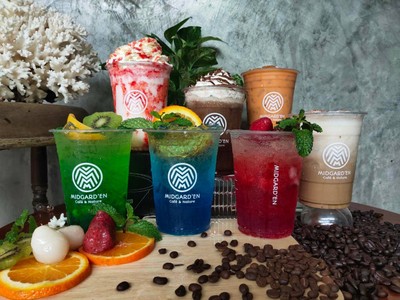 เครื่องดื่มเรียกน้ำย้อยของทางร้าน ใช้วัตถุดิบระดับเกรดพรีเมี่ยม เชิญชวนให้ทุกคนล