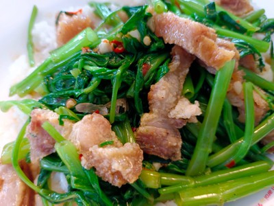 ผัดผักบุ้ง (กับข้าว)