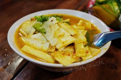 แกงยอดมะพร้าวใส่ไก่
