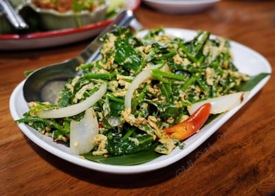 คั่วผักเชียงดาใส่ไข่