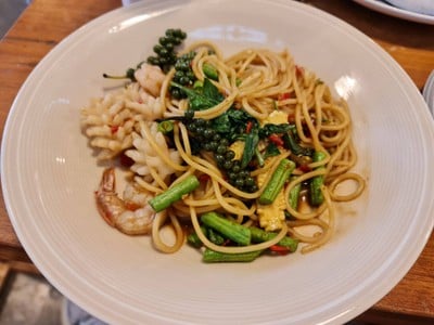 สปาเกตตี้ขี้เมาทะเล