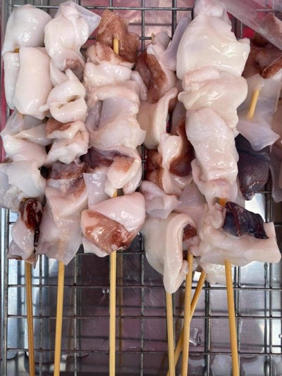 คอหมึกสดย่าง