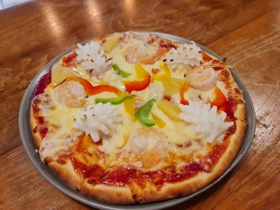 Hawaiian Pizza