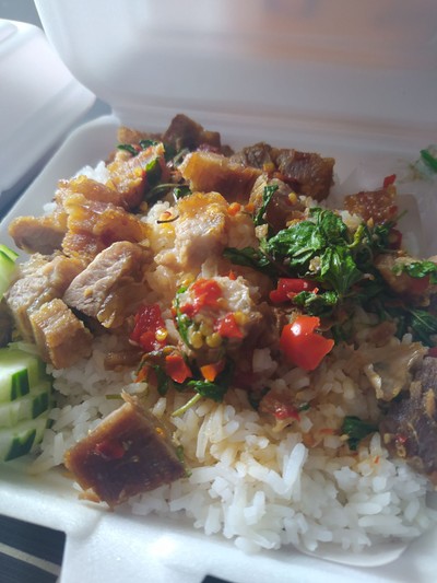 กะเพราปลาหมึก