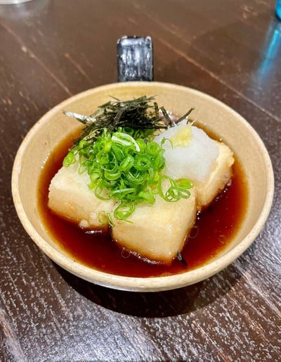 เต้าหู้ทอดราดซอส