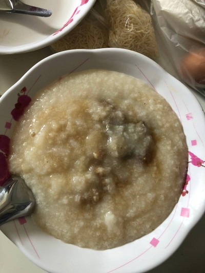 กะเพราหมูยอ