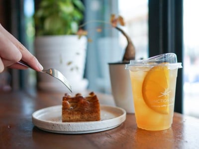 Junction Cafe & Coffee Roaster ราชบุรี