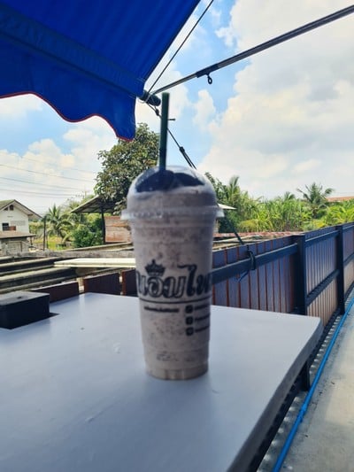 นมหมีโอริโอ้ปั่น