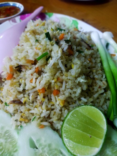 ข้าวผัดปู