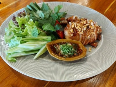 อาหาร หรือ เครื่องดื่ม