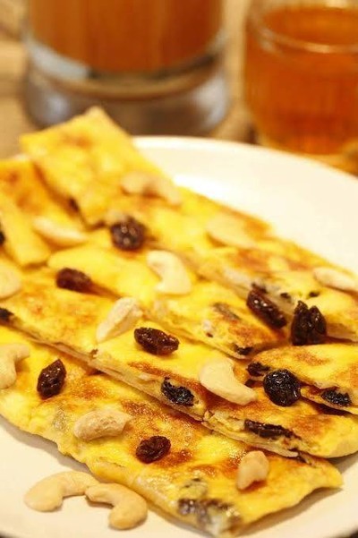 โรตีลูกเกดเม็ดมะม่วงไข่ Raisin+Cashew Nut