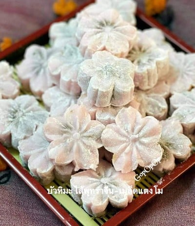 บัวหิมะ ไส้พุทราจีน-เมล็ดแตงโม บัวหิมะ ไส้พุทราจีน-เมล็ดแตงโม