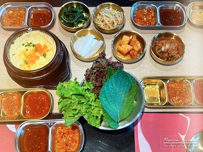 เครื่องเคียงและผักห่อ