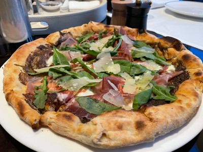 PIZZA