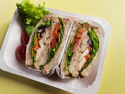 อาหาร หรือ เครื่องดื่ม