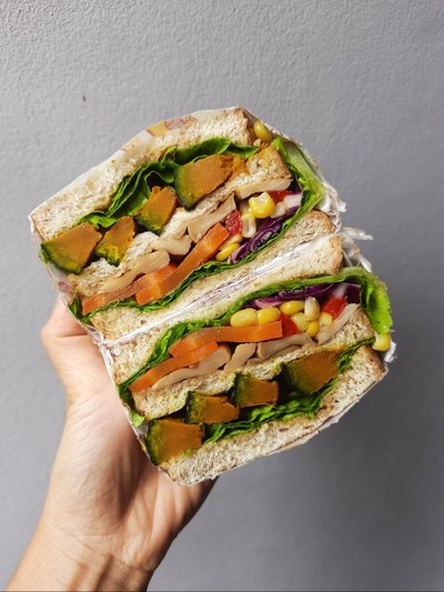 อาหาร หรือ เครื่องดื่ม