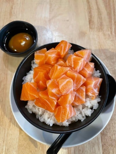 Salmon, Ikura Don