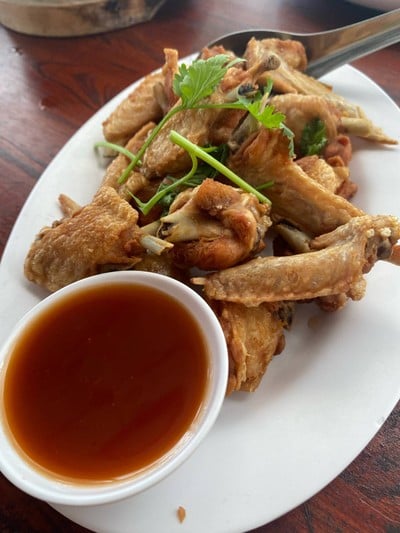 ปีกไก่ทอดเกลือ