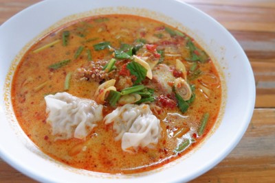 บะหมี่เกี๊ยวกุ้งต้มยำ