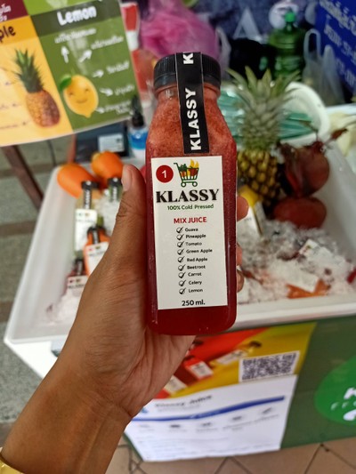 น้ำผลไม้สกัดเย็น 100% สูตร Mix Juice