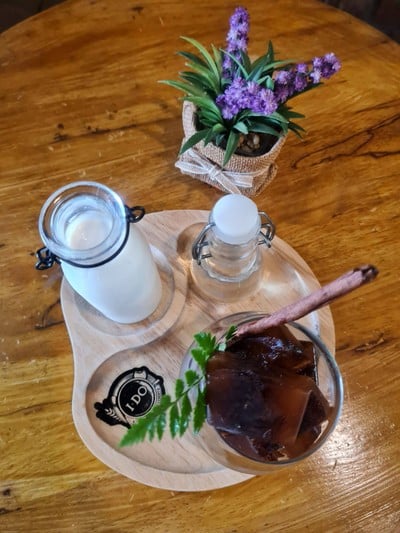 อาหาร หรือ เครื่องดื่ม