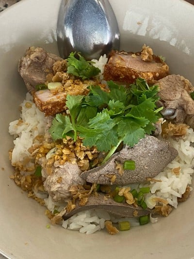 ข้าวต้มแห้ง