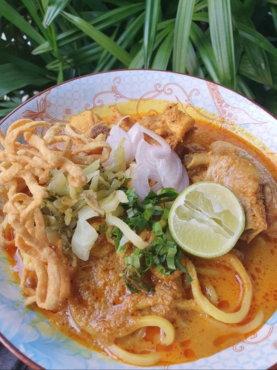 ข้าวซอยไก่