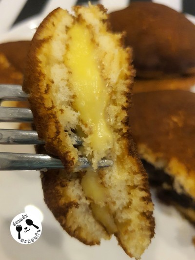 Dorayaki (Custard)