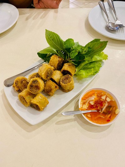 จ๋าหย่อทอด