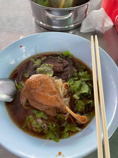 เมนูของร้าน ก๋วยเตี๋ยวเป็ดตาเข็ม(เจ๊เจี๊ยบ)อ่าวอุดม อ่าวอุดม