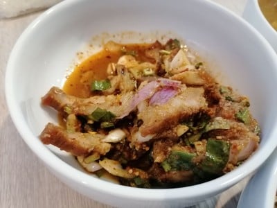 น้ำตกหมู