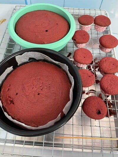 วิธีทำ Red Velvet Cake 🎂 วิธีทำ Red Velvet Cake 🎂