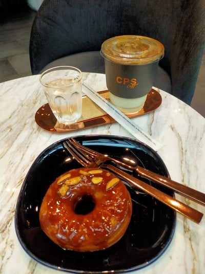 Vanilla Cream Caramel Cronut