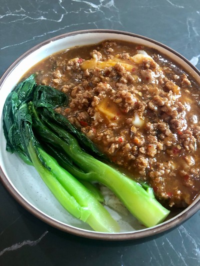ราดหน้าเนื้อสับ/หมูสับนำ้พริกเผา