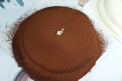 Molten chocolate cake