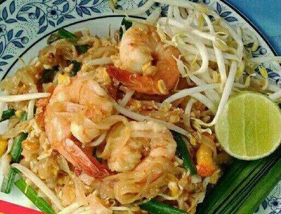 ผัดไทยกุ้งสด